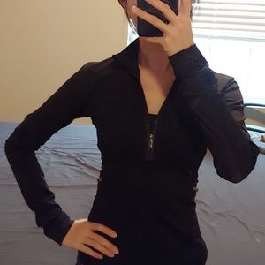 Lululemon Front Of The Pack 1/2 Zip black (size 2)